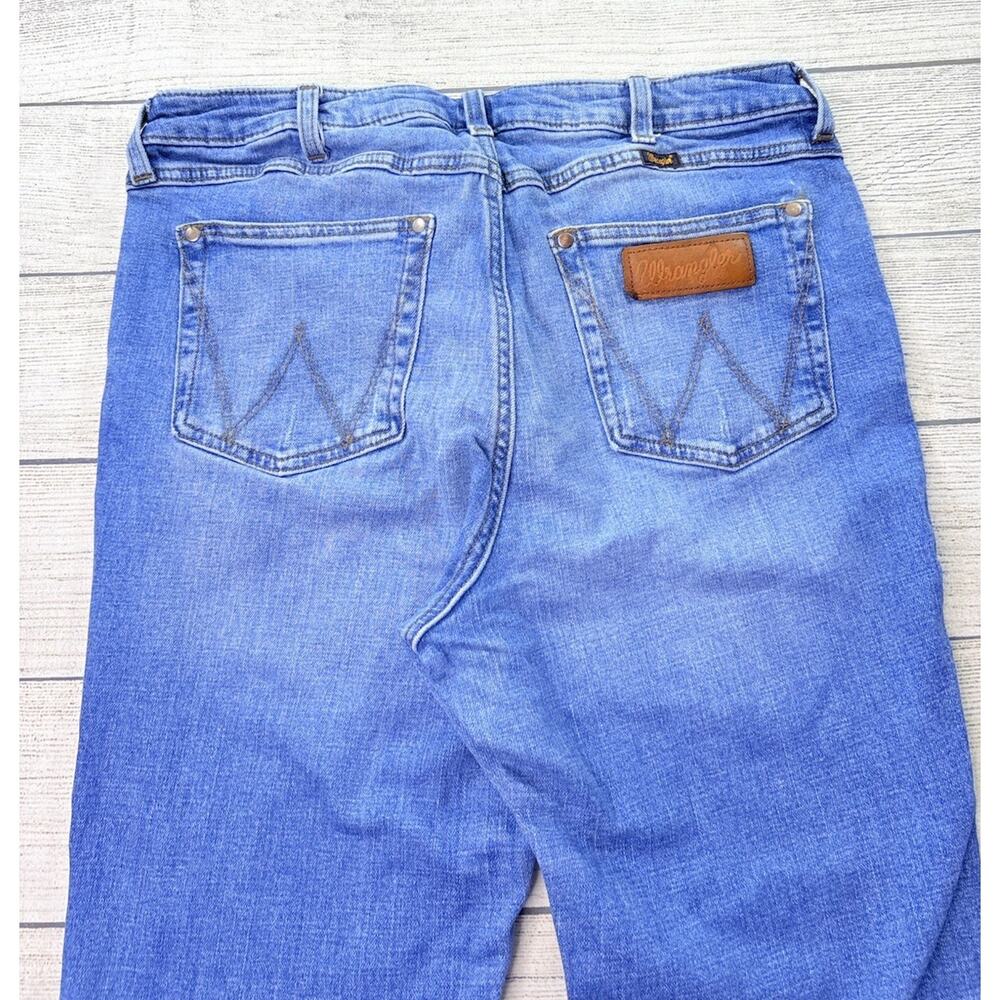 Wrangler Women's Retro High Rise Trouser Flare Jeans Blue Stretch Size 31x32 - Picture 11 of 12